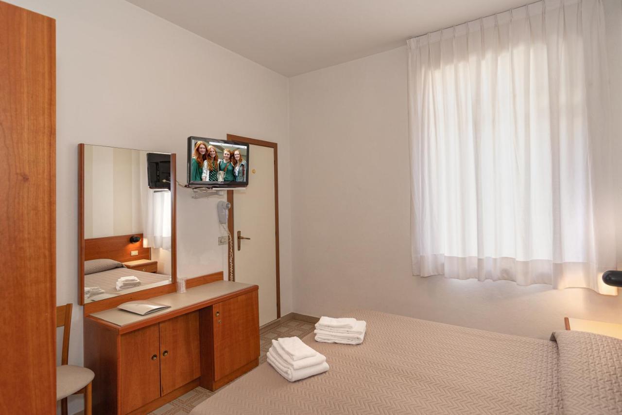 Hotel Brunella Lido di Camaiore Exteriér fotografie