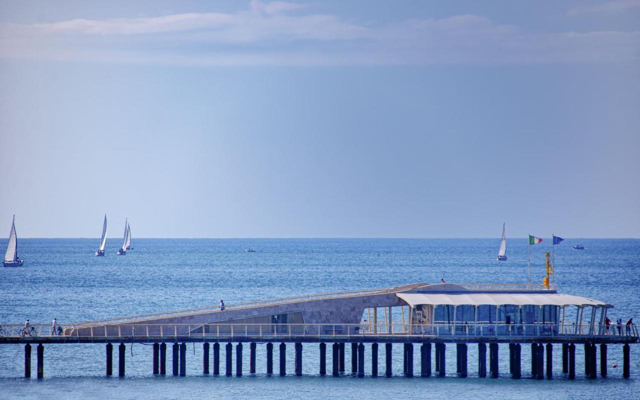 Hotel Brunella Lido di Camaiore Exteriér fotografie