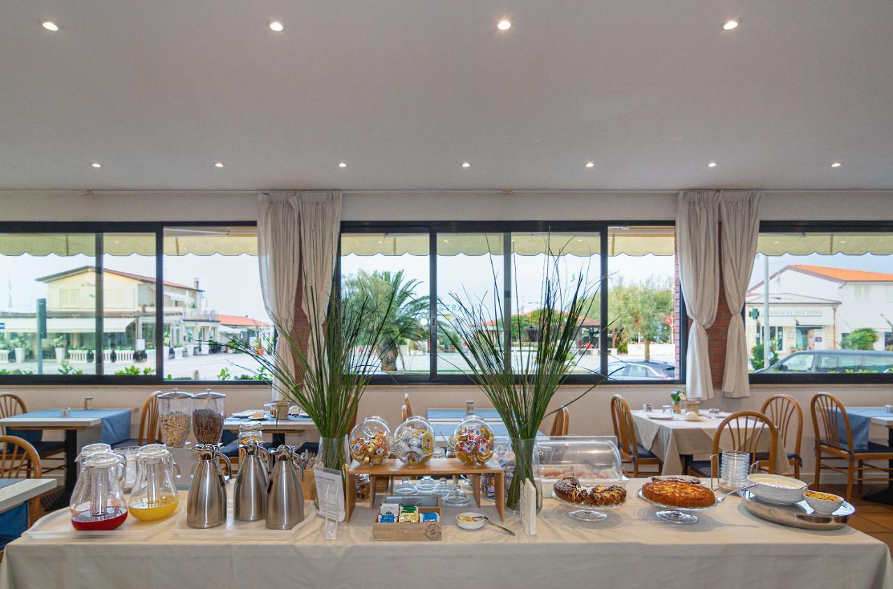 Hotel Brunella Lido di Camaiore Exteriér fotografie